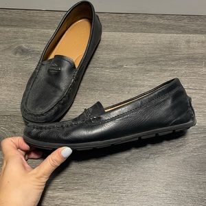 COACH woman’s loafers